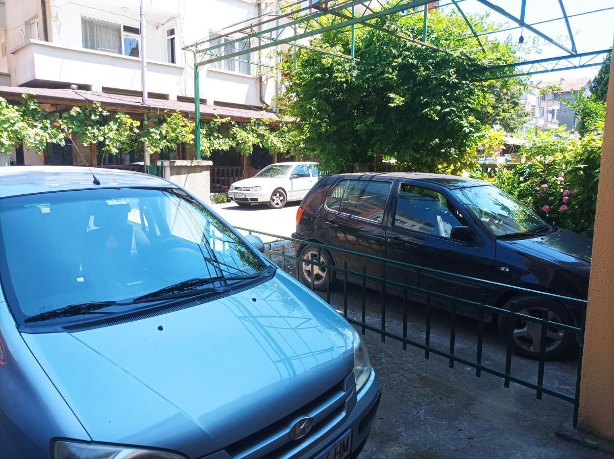 Family Hotel Bohemi II Primorsko Zewnętrze zdjęcie